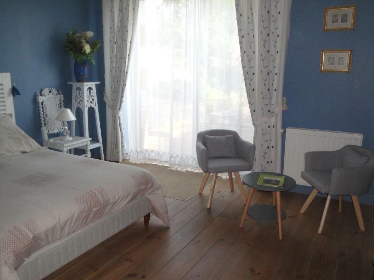Bed and Breakfast Le Relais Des Capucines Largnac Exteriér fotografie