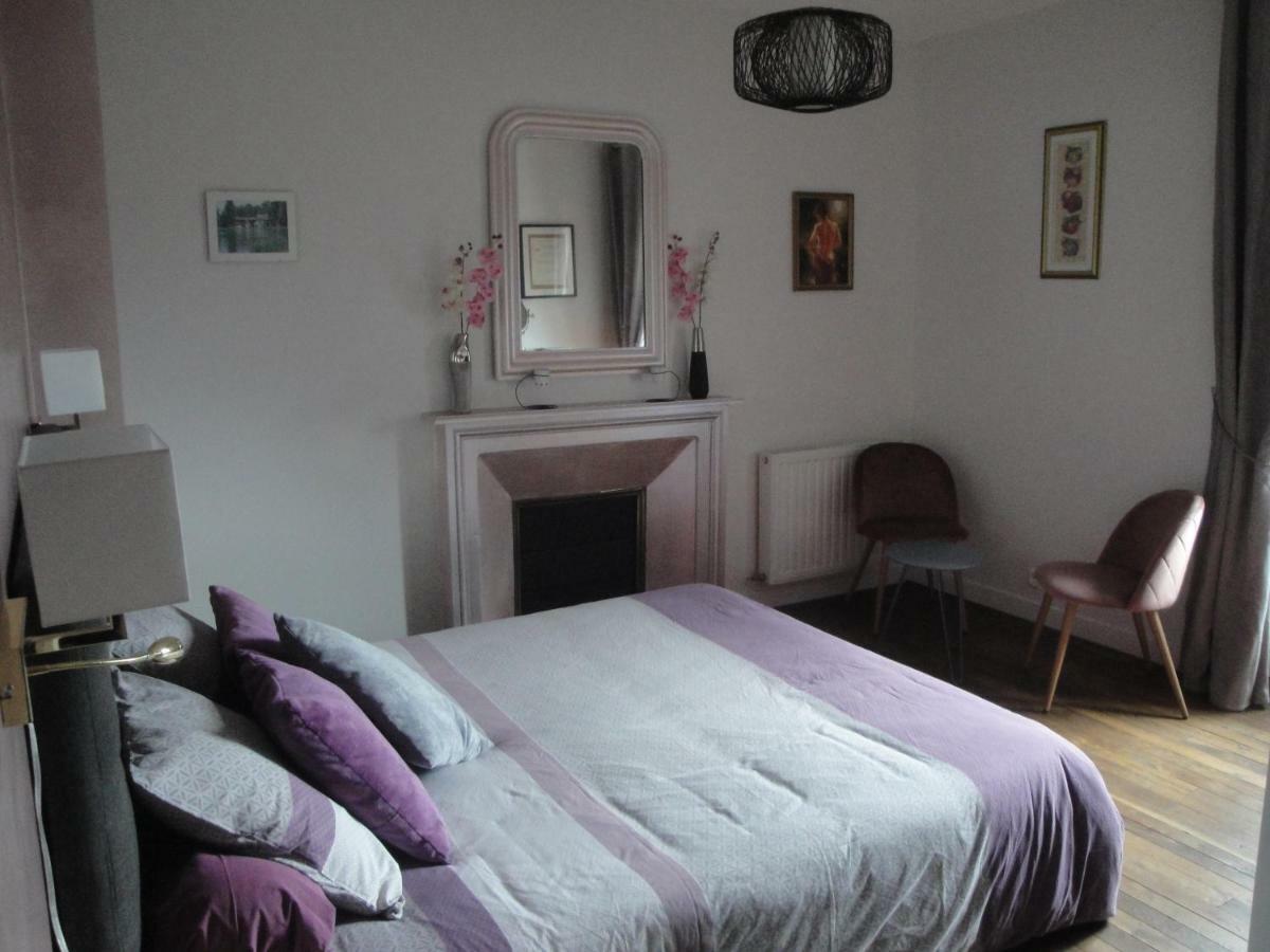 Bed and Breakfast Le Relais Des Capucines Largnac Exteriér fotografie